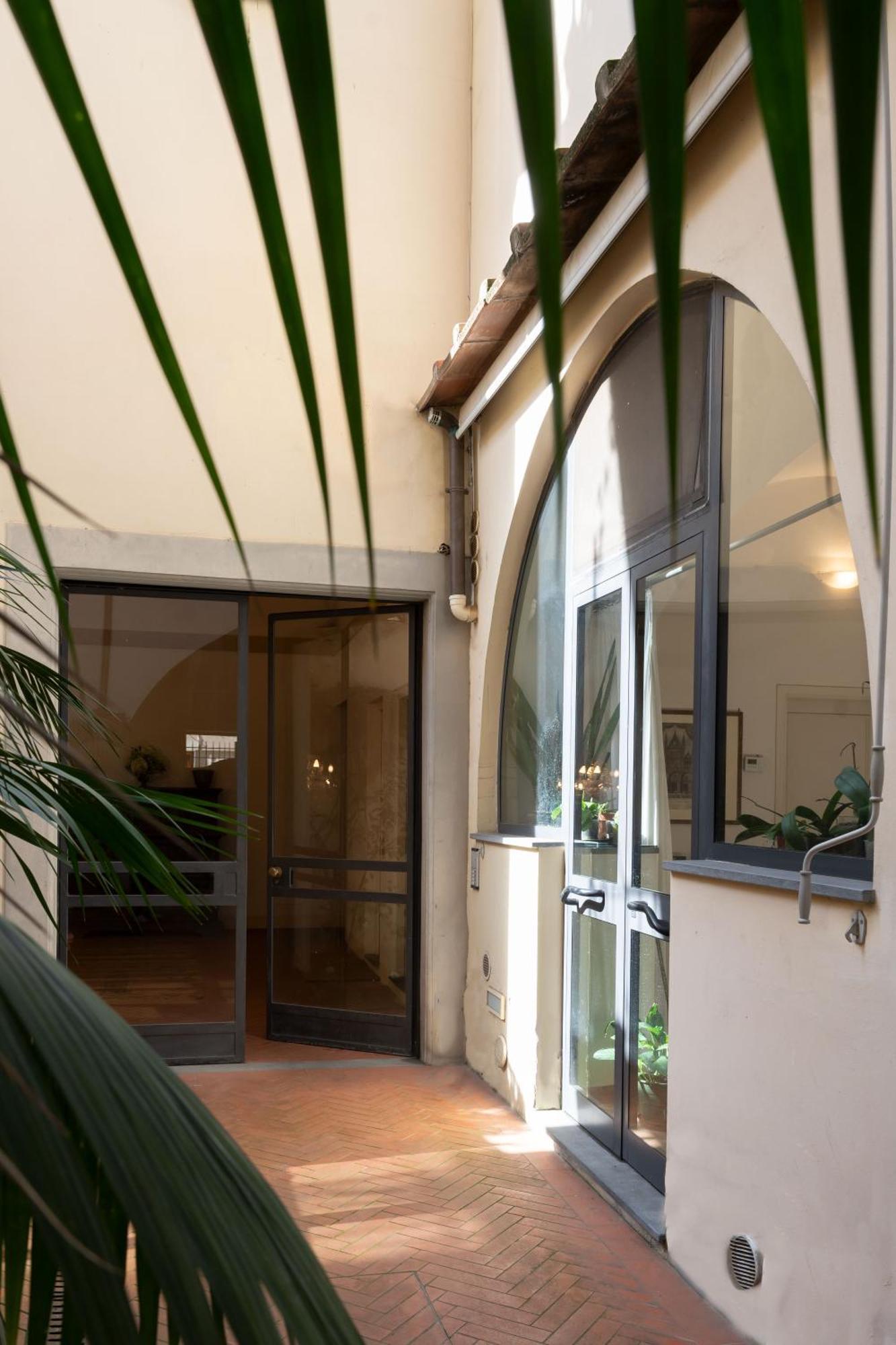 Characteristic Apartment In The Center Of Florença Exterior foto